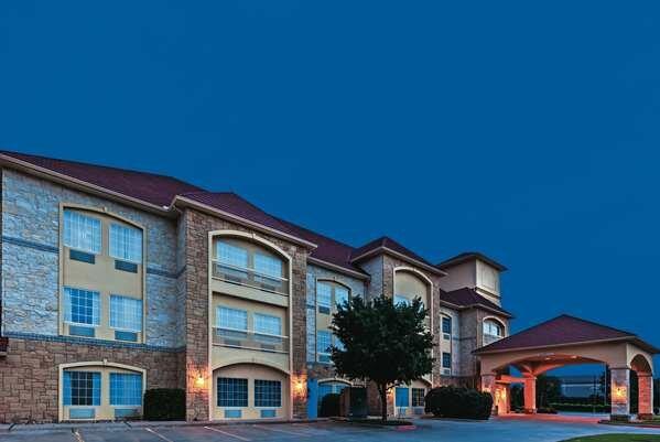 La Quinta Inn & Suites By Wyndham Granbury