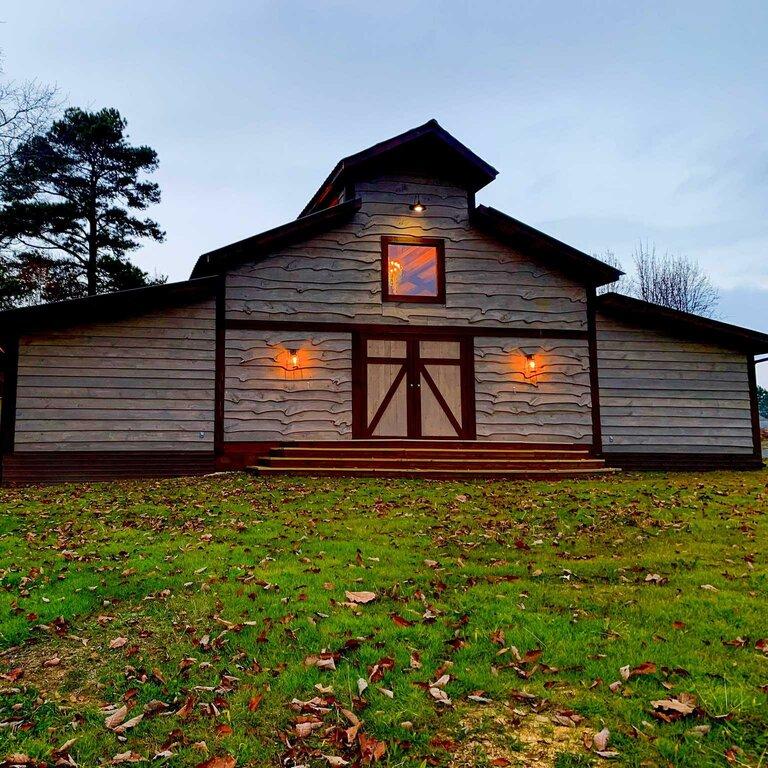 Barn On Grandview