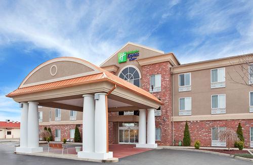 Holiday Inn Express & Suites Farmington, an IHG Hotel