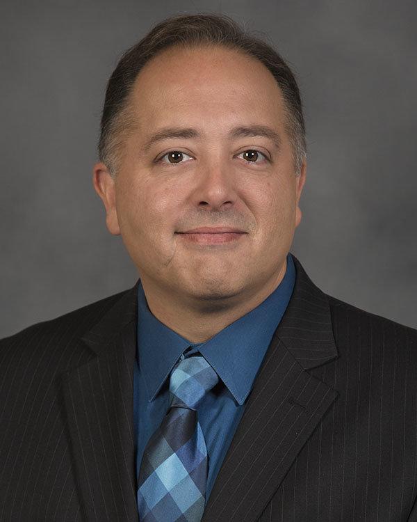 Kevin Gomes - COUNTRY Financial Representative