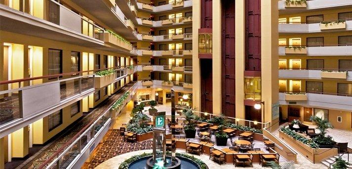 Embassy Suites by Hilton San Antonio Airport