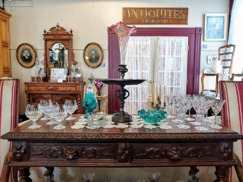 SNH French Antiques & Collectibles