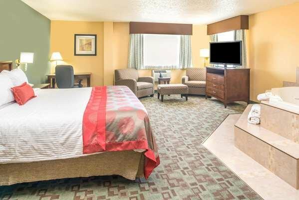 Ramada By Wyndham Saskatoon