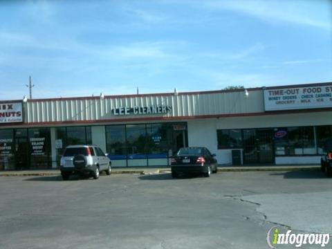 Lee Cleaners II