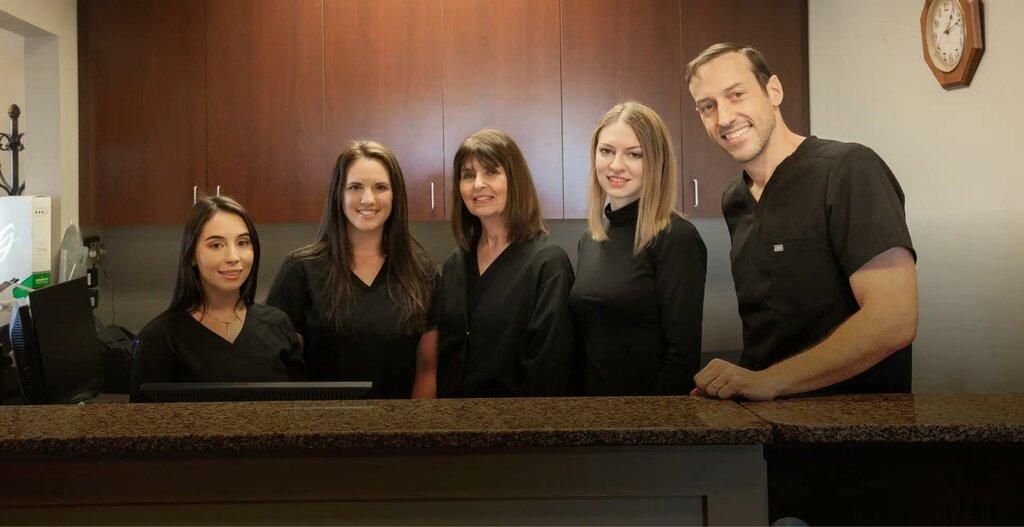 Brentwood Dentist-Hallmark Dental