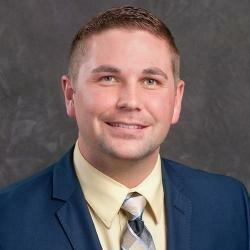 Edward Jones - Financial Advisor: TJ Peters