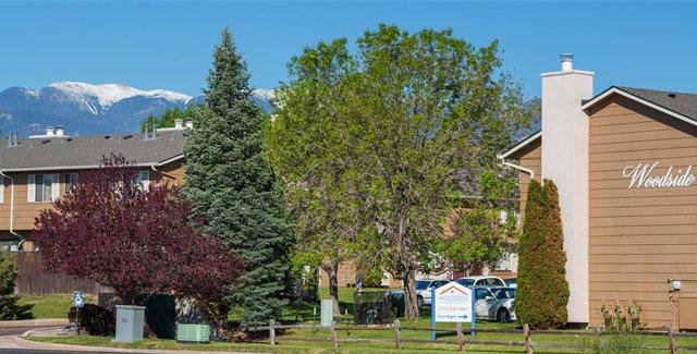 Woodside Apartment Homes