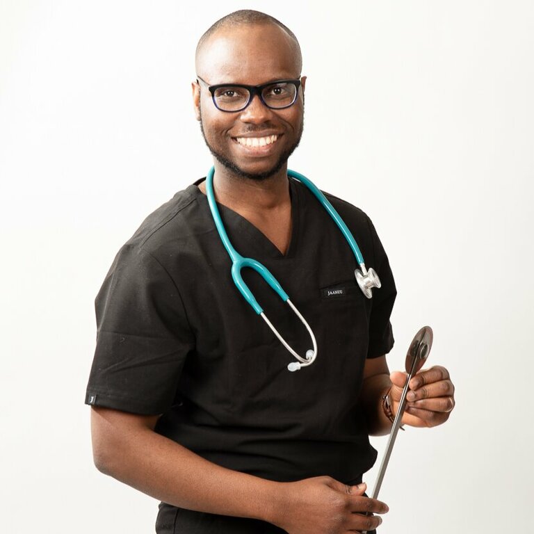 Dr. AKINBOYENLE AKINOLA