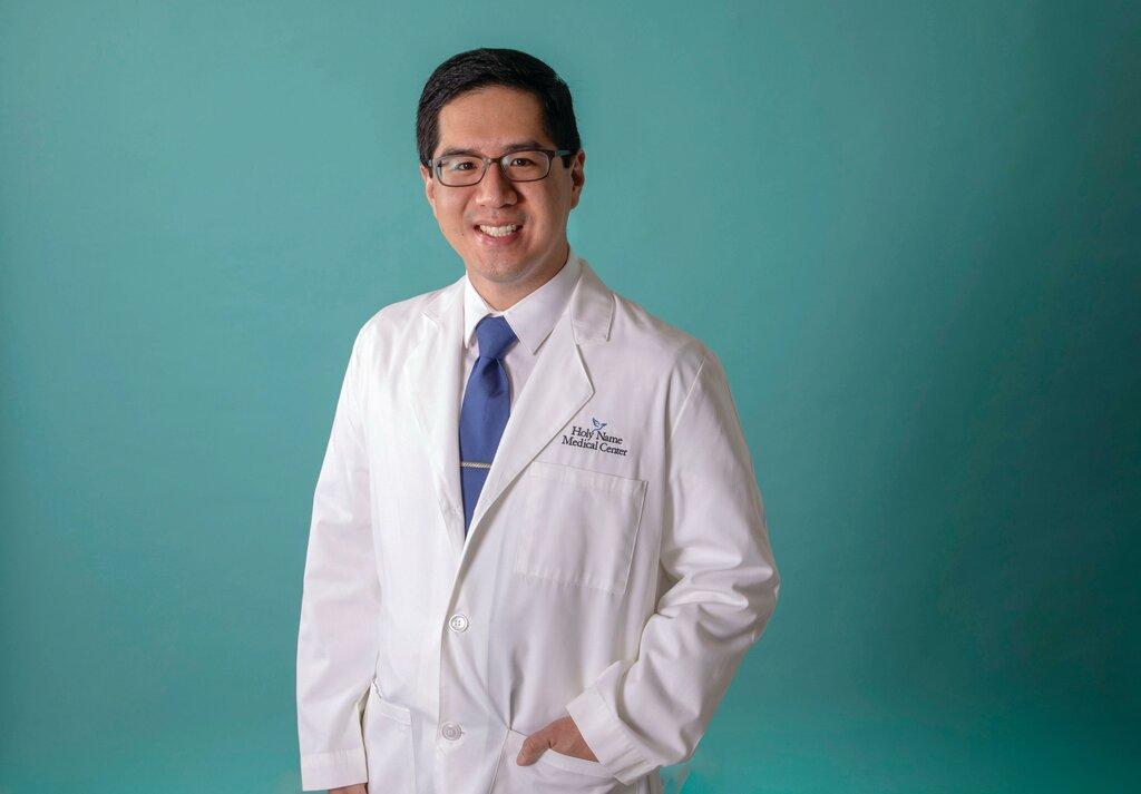 Jason Lee, MD-Holy Name Physicians