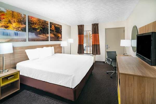 Days Inn By Wyndham Cookeville