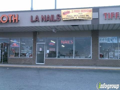 L A Nail & Spa