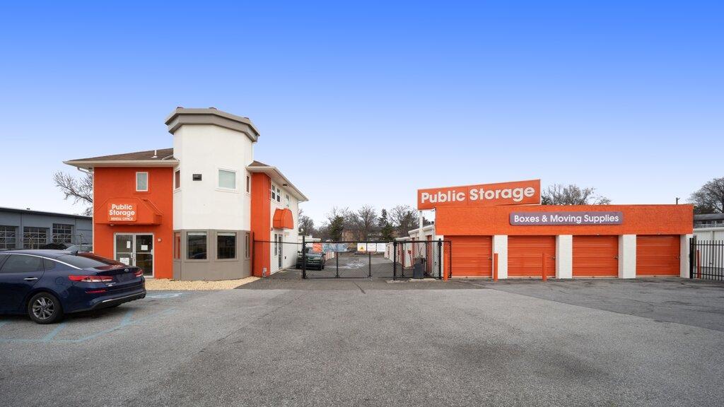 Public Storage