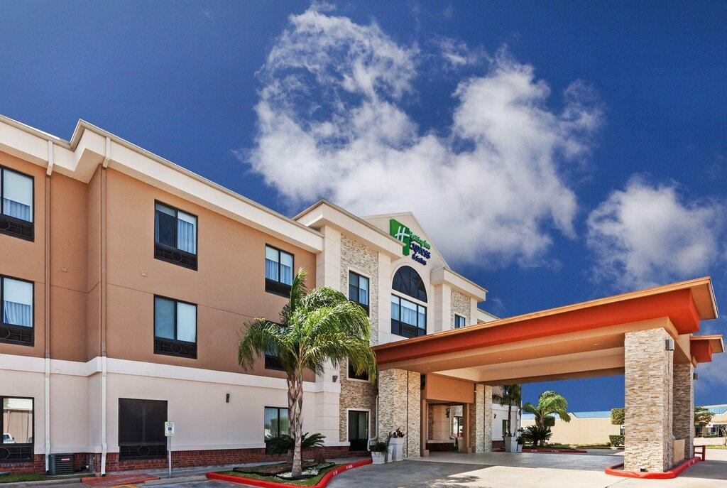 Holiday Inn Express & Suites Houston East, an IHG Hotel