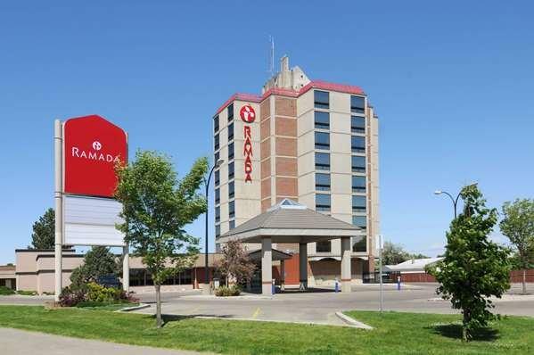 Ramada By Wyndham Lethbridge