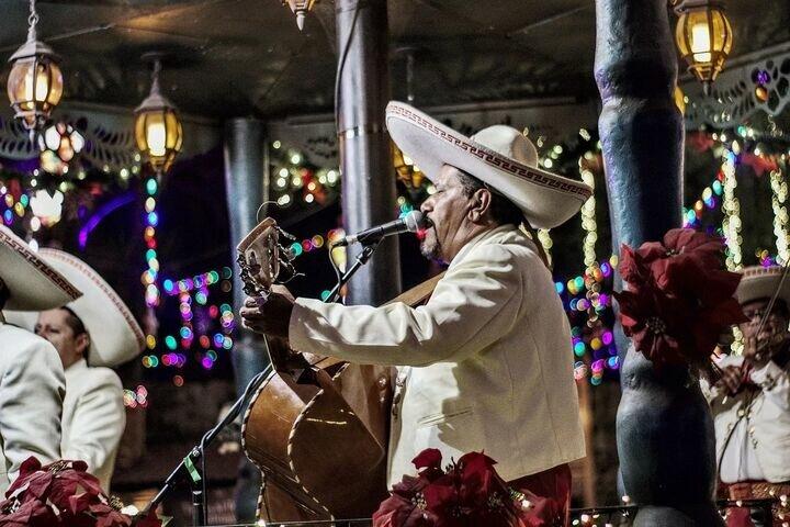 Mariachi Chapala En Tampa