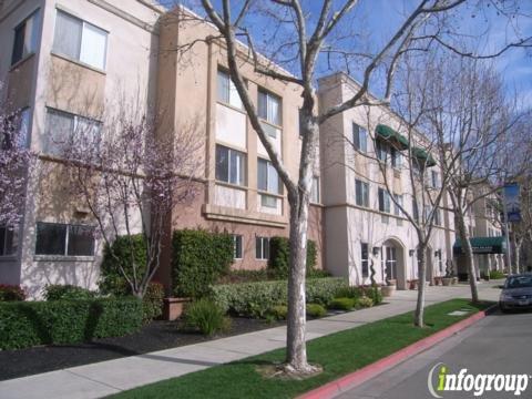 Carlton Senior Living-Carlton Plaza San Leandro