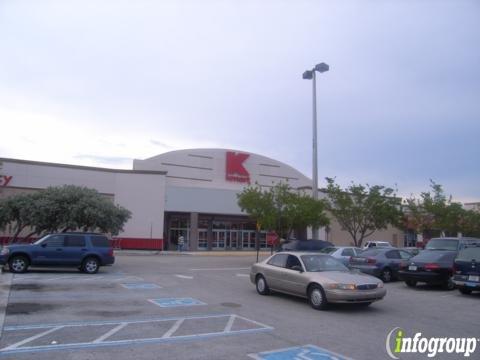 Oakwood Plaza North & South, A Kimco Property