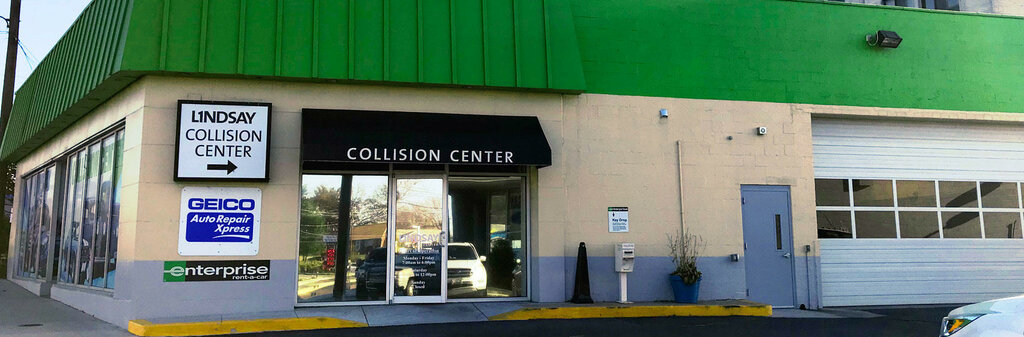 Lindsay Collision Center Wheaton