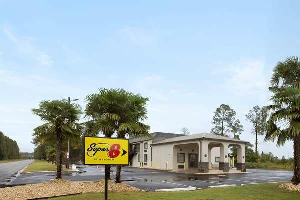 Super 8 By Wyndham Perry GA