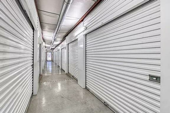 uStoreMore Self Storage