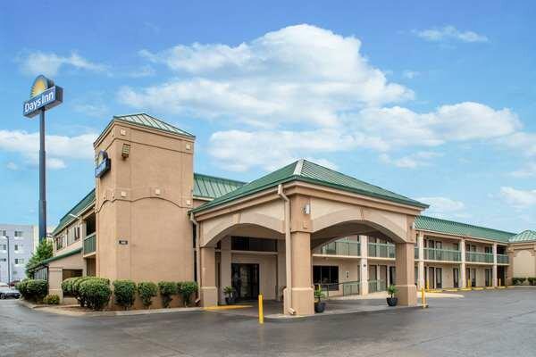 Days Inn By Wyndham Clarksville North