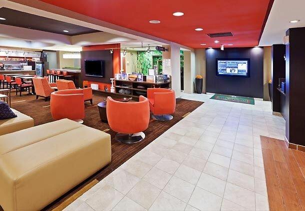 Courtyard By Marriott Lubbock