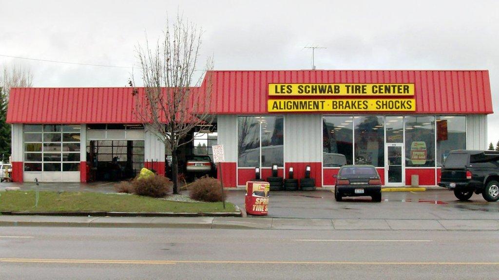 Les Schwab Tire Center