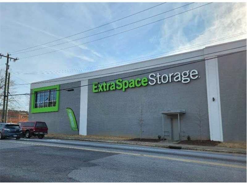 Extra Space Storage