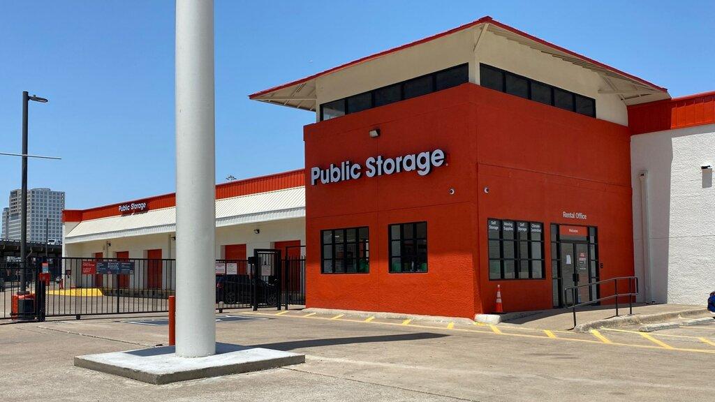 Public Storage