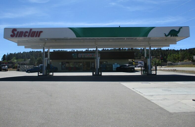 Sinclair Gas Station