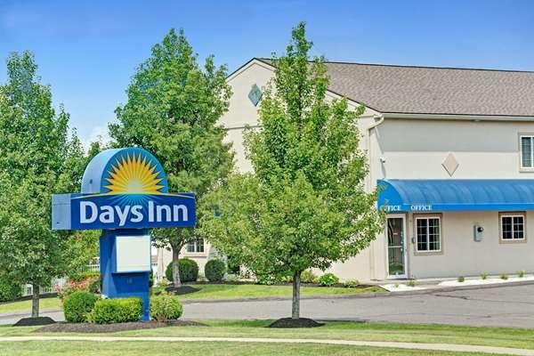 Days Inn By Wyndham Bethel-Danbury