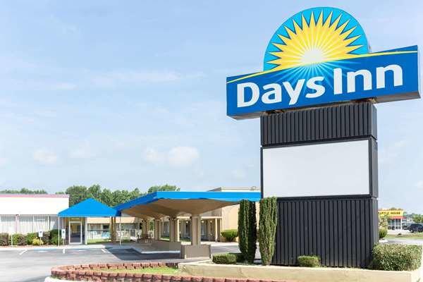 Days Inn By Wyndham Washington