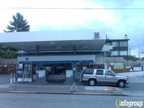 Rick's Chevron & Auto Repair