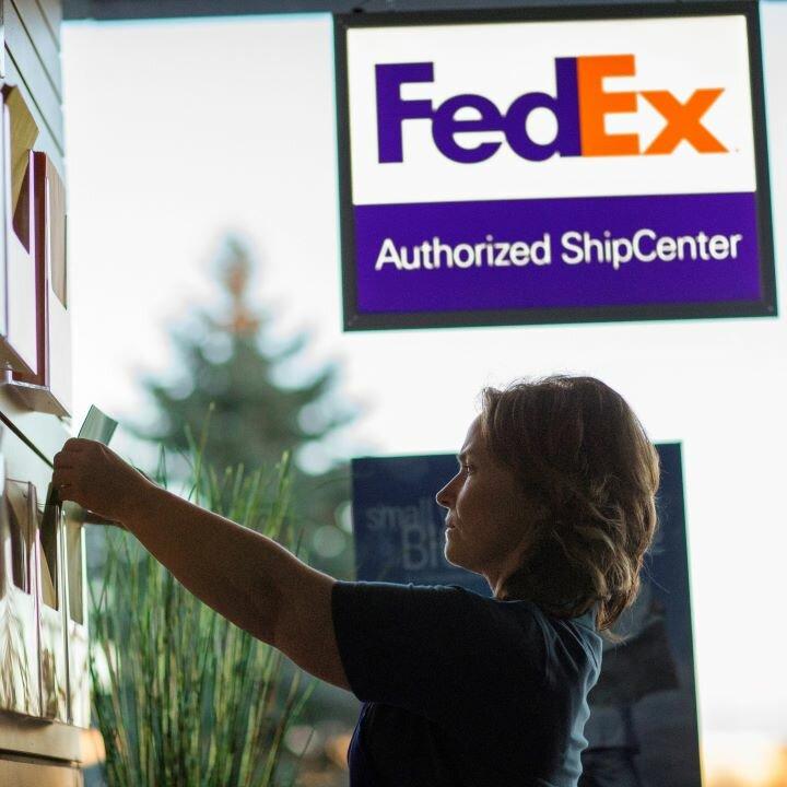 FedEx Authorized ShipCenter