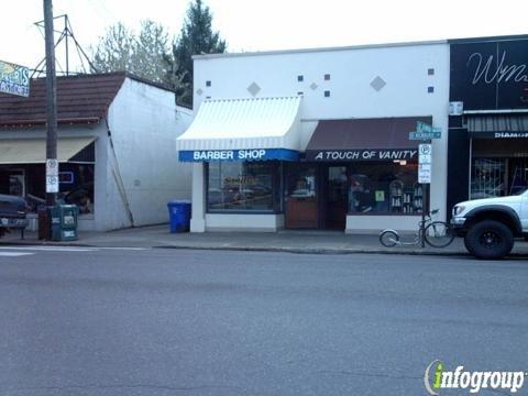 Lolo's Westmoreland Barber Shop