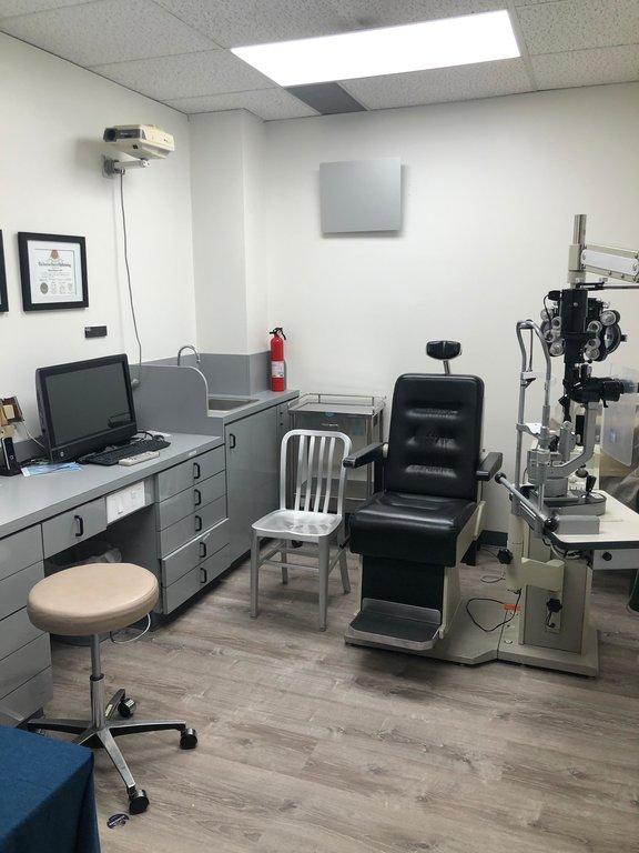 Gaster Eye Center