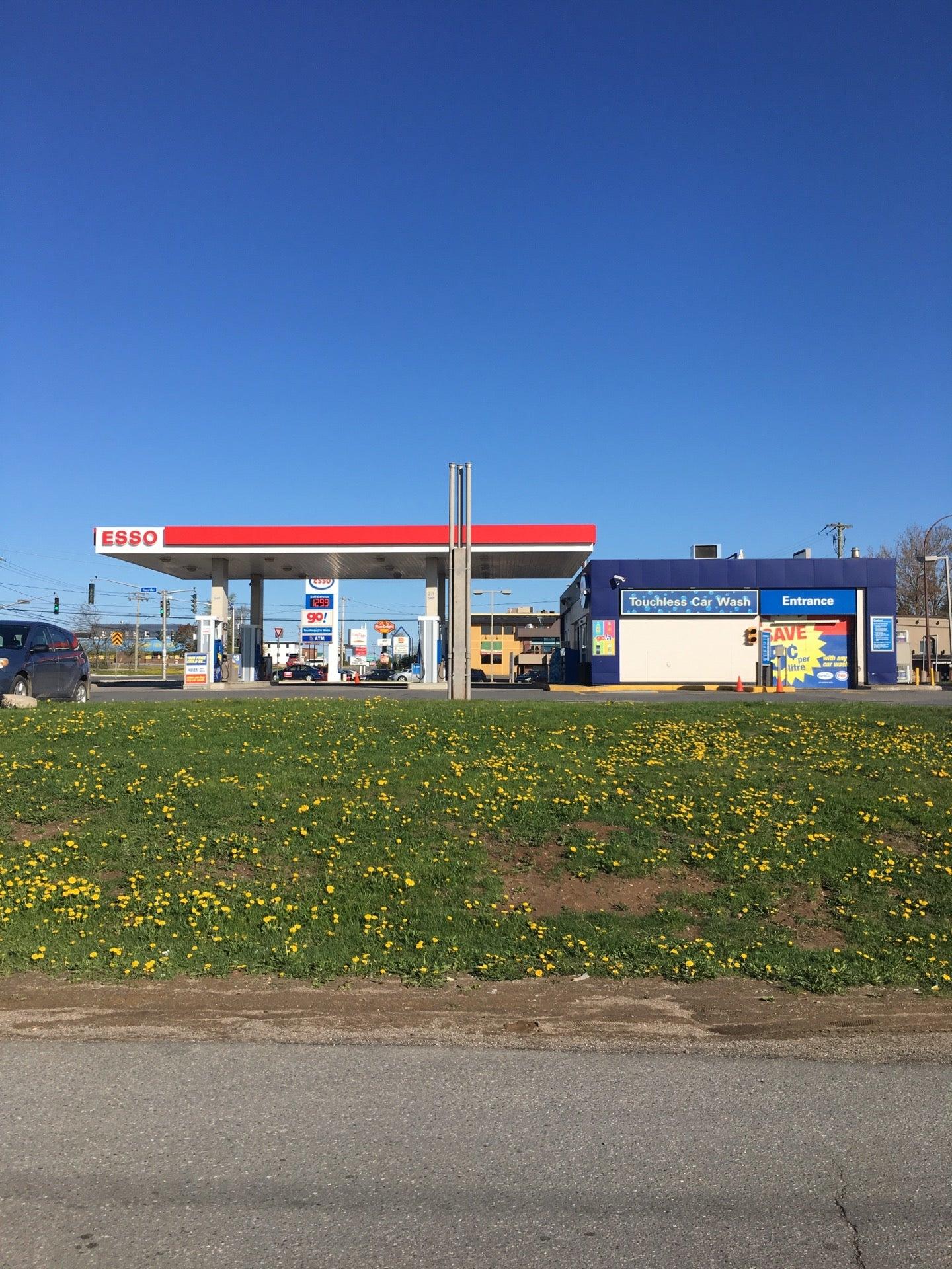 Smythe Street Esso