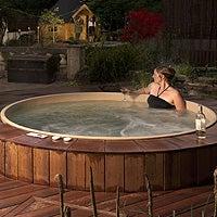 Canadian Hot Tubs Inc