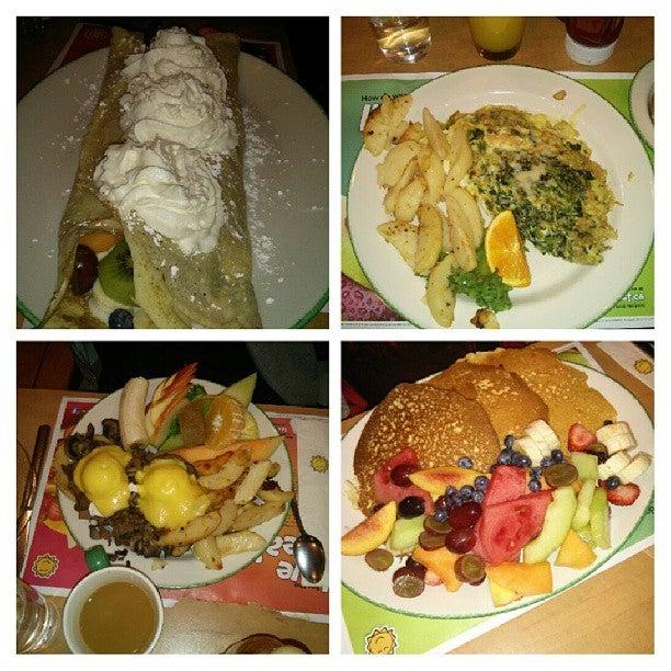 Cora's Breakfast & Lunch