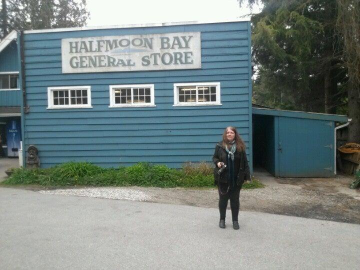 Halfmoon Bay General Store