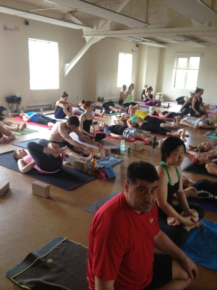 Moksha Yoga NDG