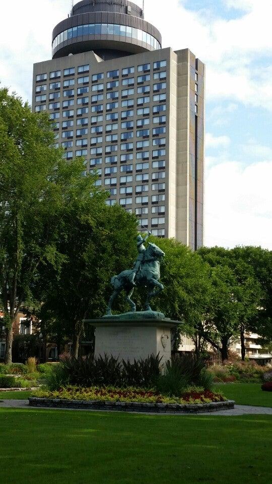 Hôtel Le Concorde Québec