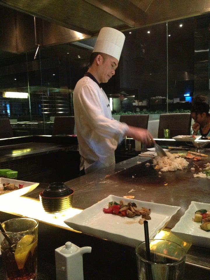 Yang's Teppanyaki & Sushi