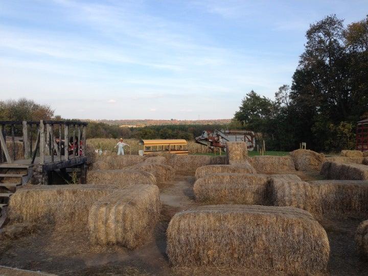 Round the Bend Farm