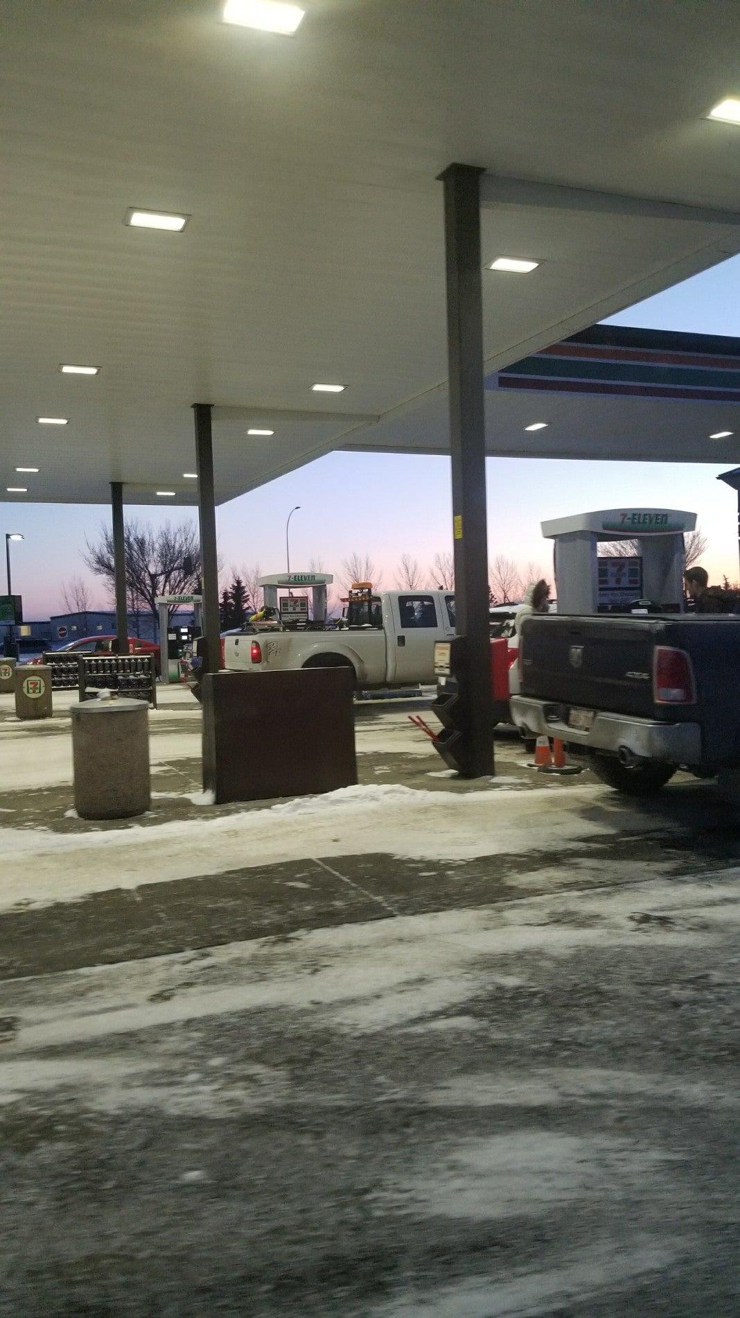 Nisku Esso