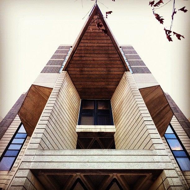 Robarts Library