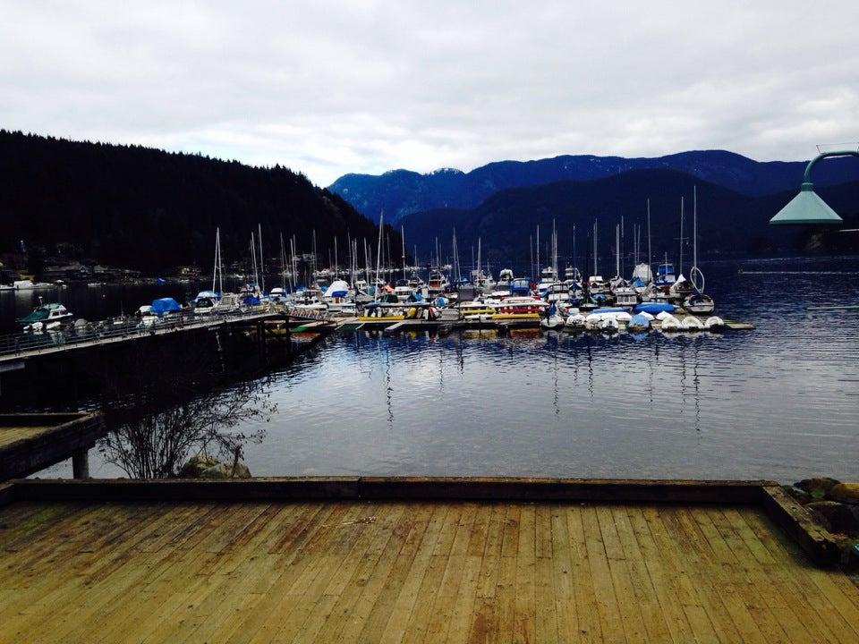 Deep Cove Yacht Club