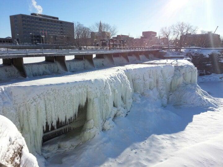 Rideau Falls Park