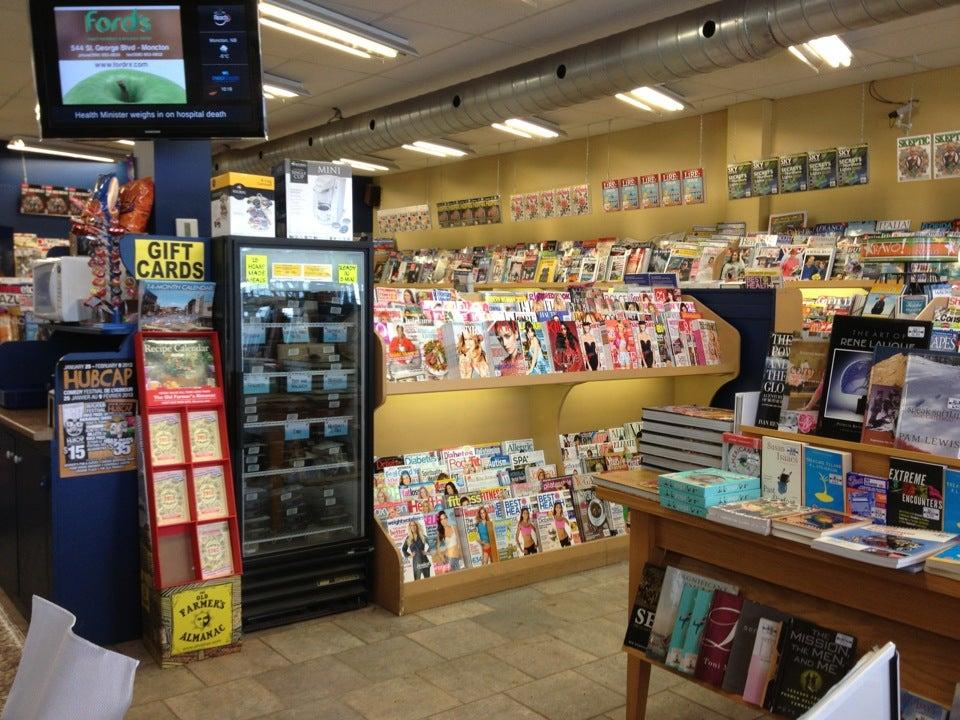 Read's Newsstand & Cafe