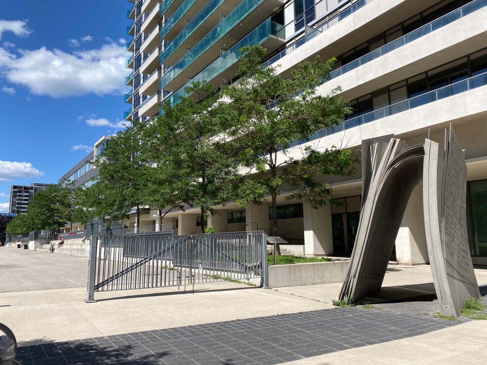 North Toronto Collegiate Institute